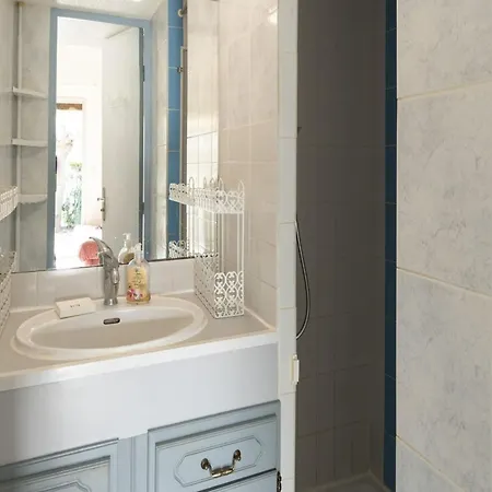 Family Retreat In Apartament *