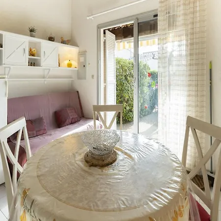 Family Retreat In Apartament